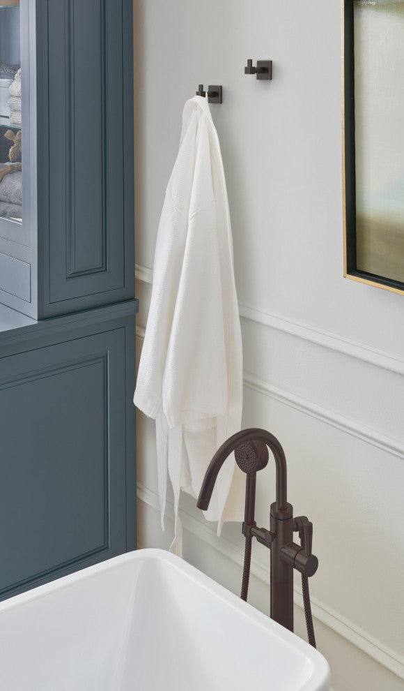 Appoint Traditional Single Robe Hook, Oil Rubbed Bronze