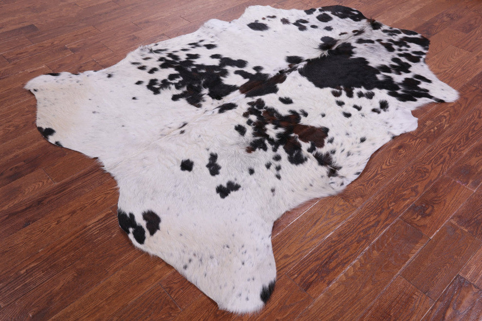 7' 1" X 5' 8" Natural Cowhide Rug C2403
