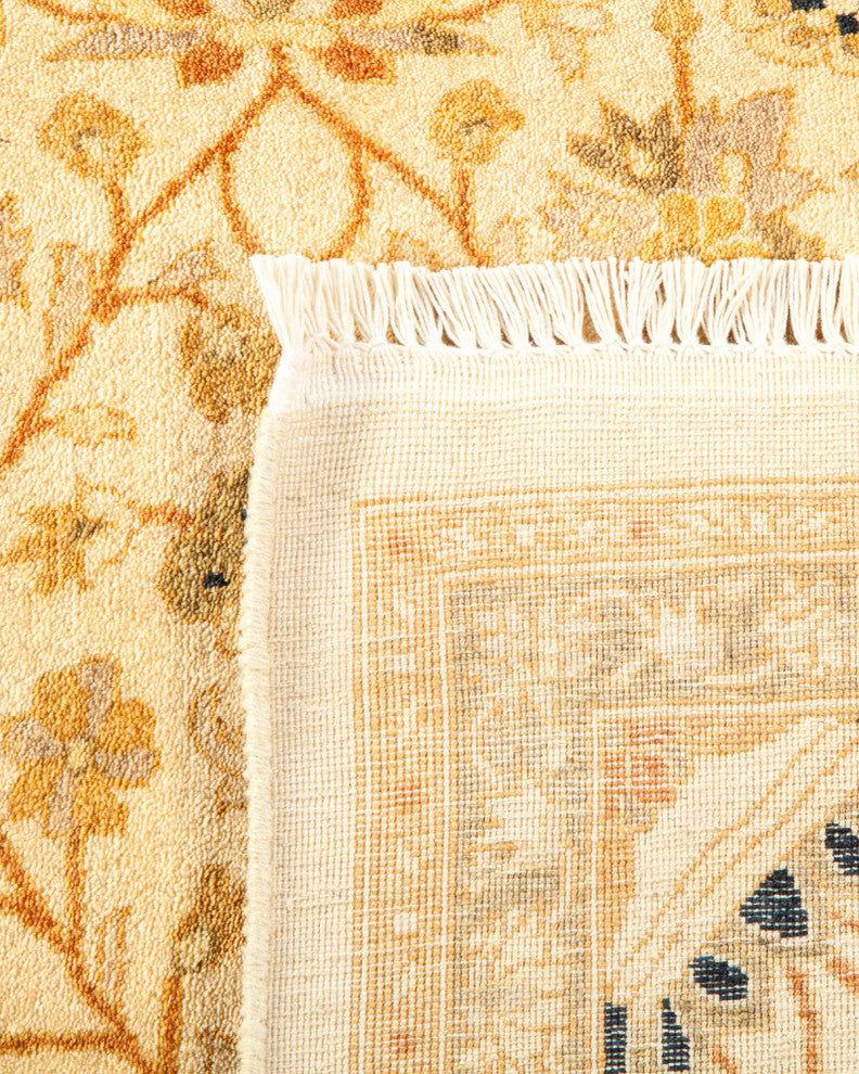 Ivy, One-of-a-Kind Hand-Knotted Area Rug Ivory, 6'3"x8'10"