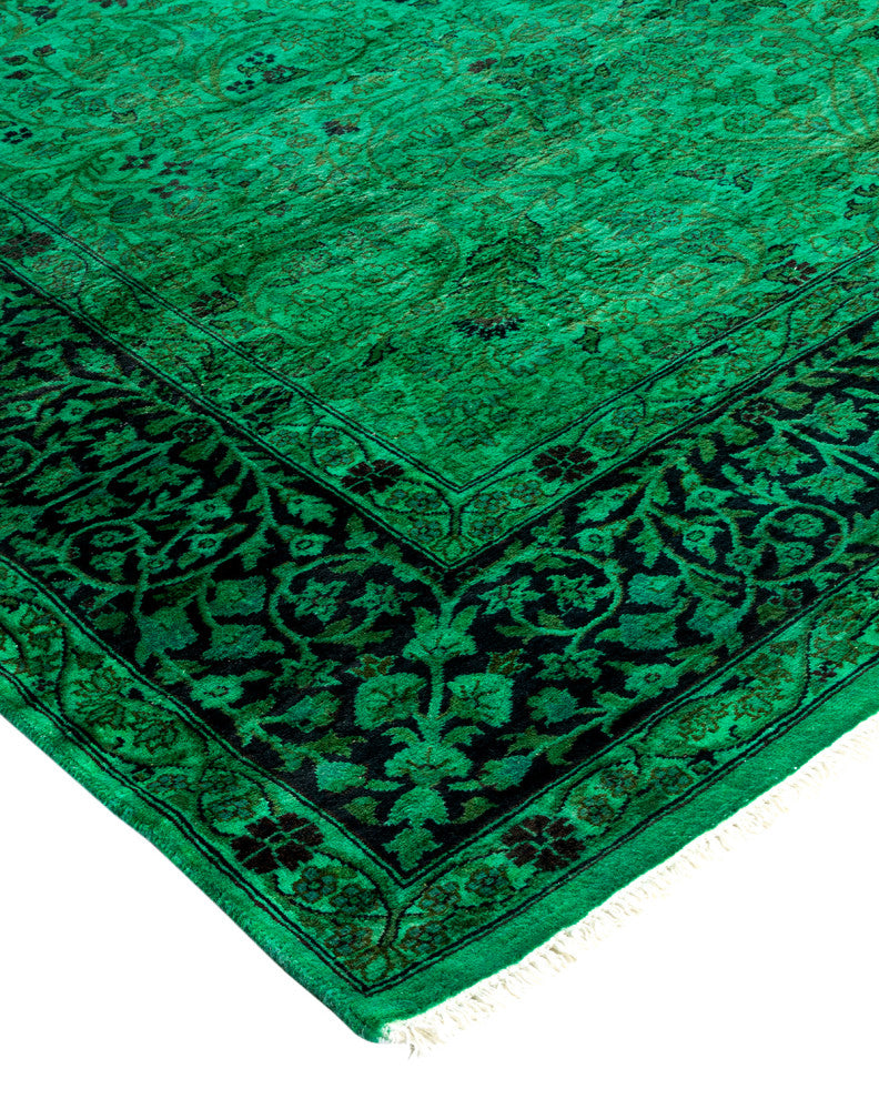 Fine Vibrance, One-of-a-Kind Hand-Knotted Area Rug Green, 4' 7" x 7' 1"