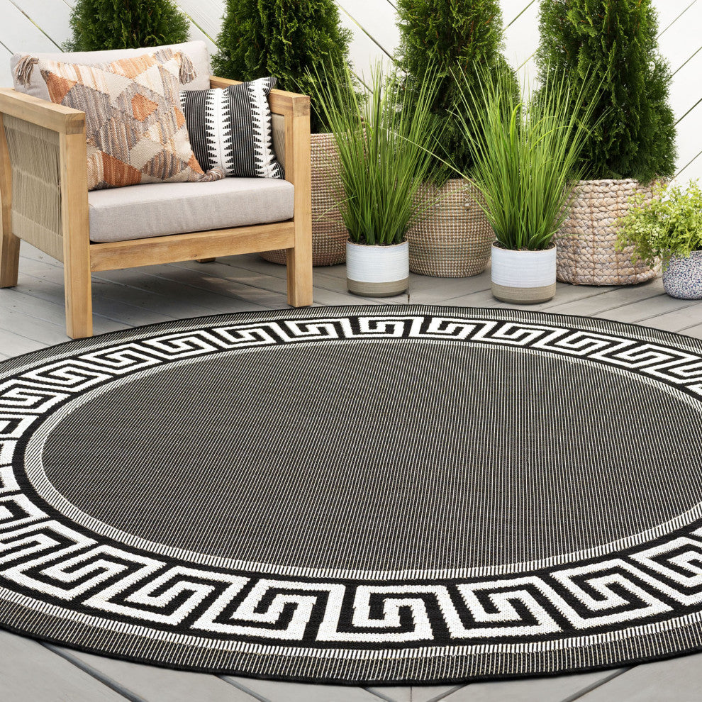 Giovanna Transitional Greek Key Black/Cream Round Indoor/Outdoor Area Rug, 5'