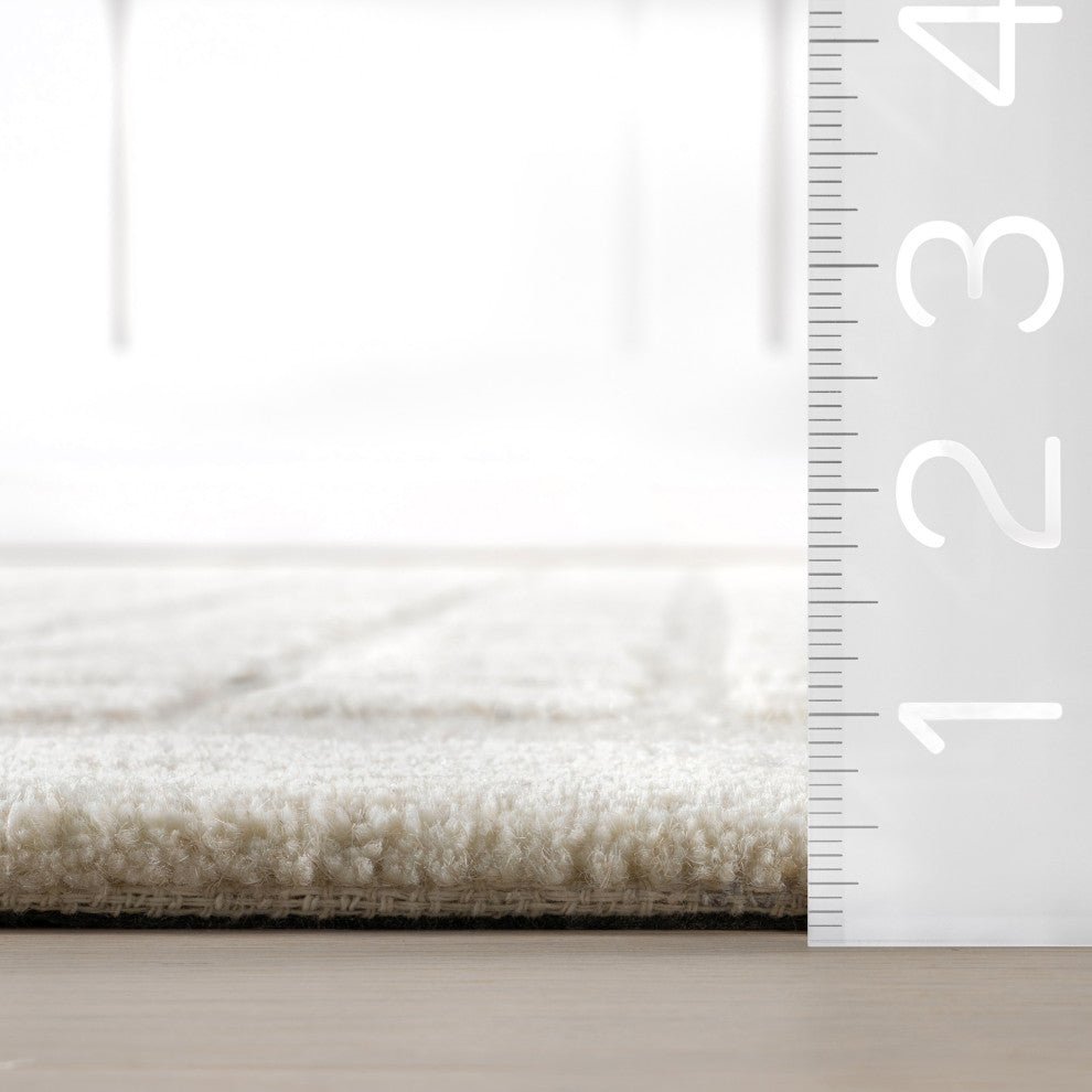 Fritz Checkered Wool Area Rug, Beige 3' x 5'