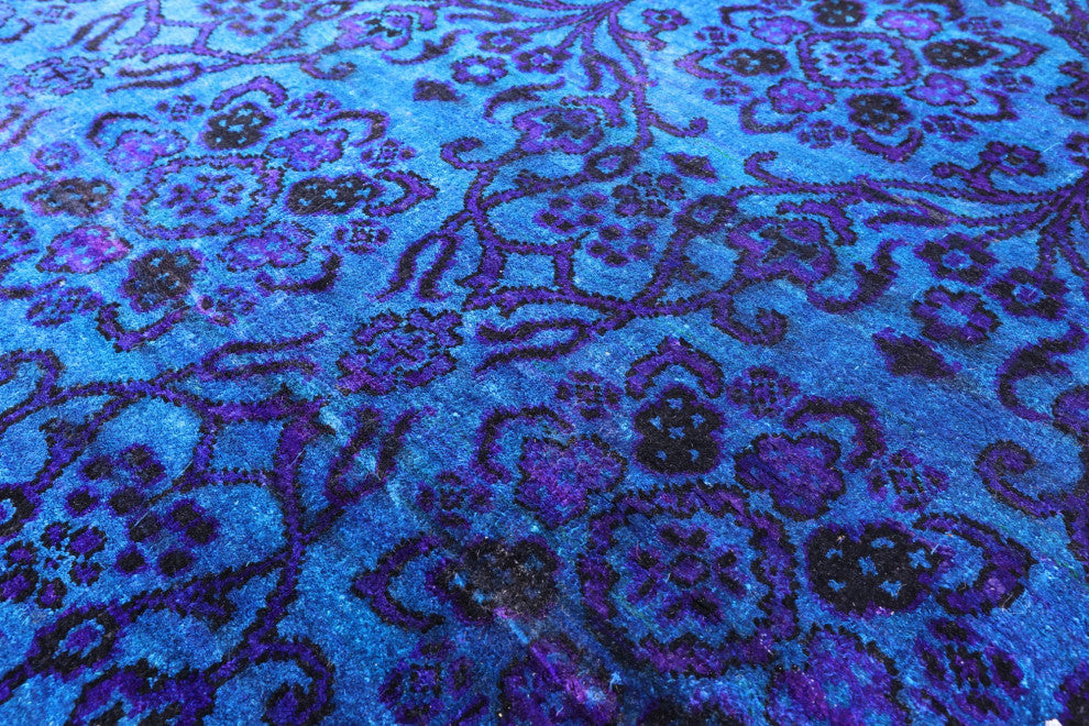 Persian Hand-Knotted Silk Rug 7' 11" X 9' 10" Q5956