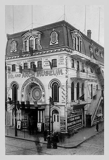 9Th and Arch Museum, Philadelphia, PA - Fine Art Giclee Print 24" x 36"