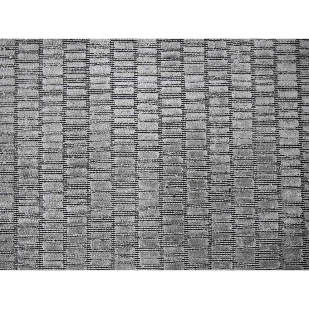 Gray and Black Hand Loomed Wool and Silk Modern Roman Design Rug, 7'10"x10'