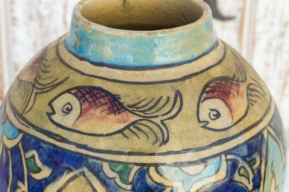 Beautiful Mughal Empire Painted Vase