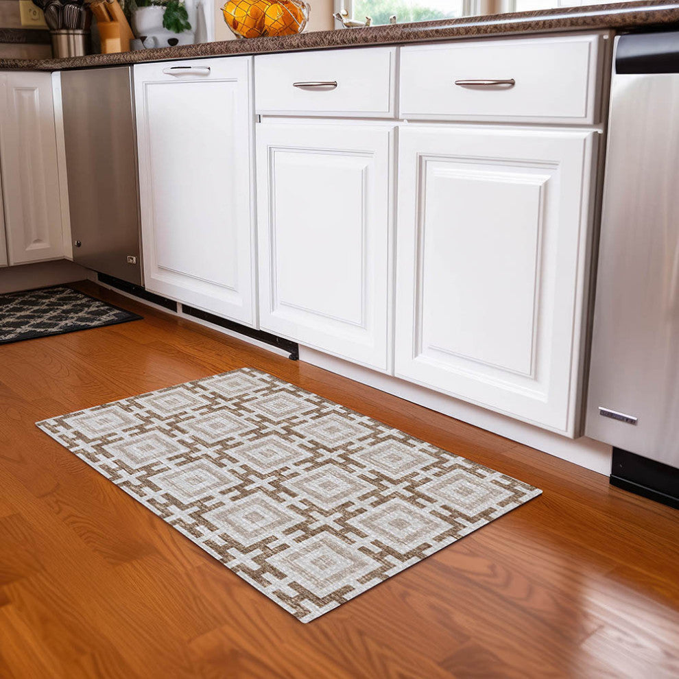 Indoor/Outdoor Marlo MO1 Taupe Machine Washable 1'8" x 2'6" Rug
