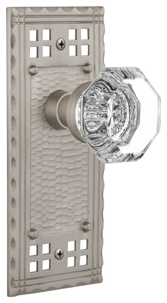 Single Craftsman Plate With Waldorf Knob, Satin Nickel
