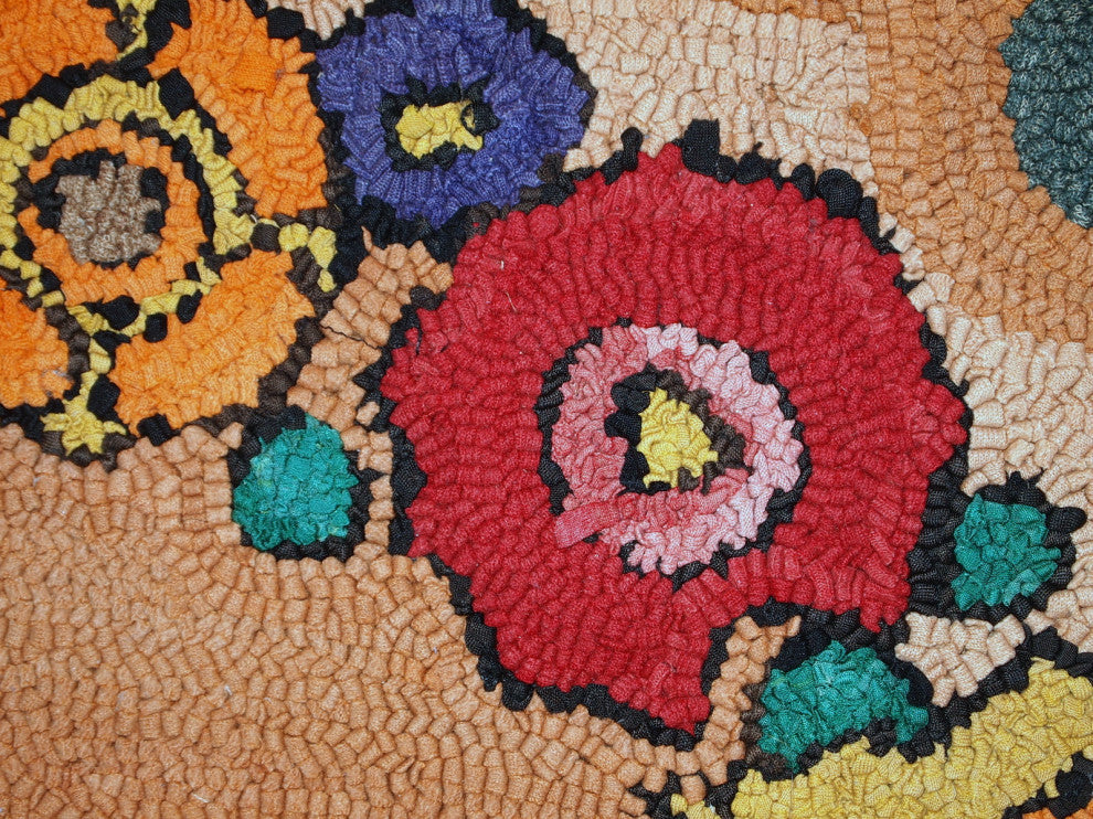 Handmade Vintage American Hooked Rug 2'x3', 61cmx91cm 1940s