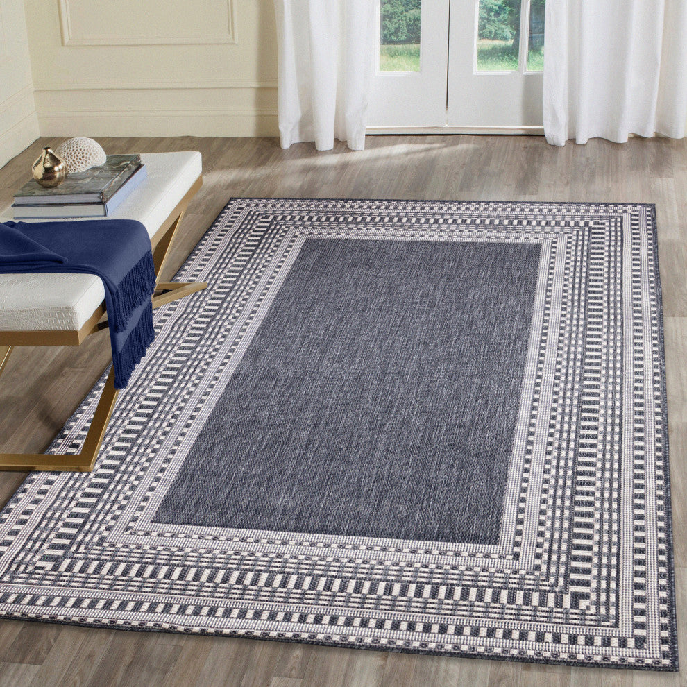 Malibu Etched Border Indoor/Outdoor Rug, Navy, 6'6"x9'3"