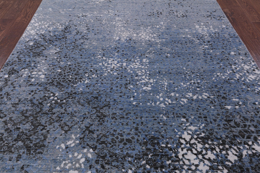 Abstract Wool and Silk Hand Knotted Rug 6' 0" X 9' 0" Q7189