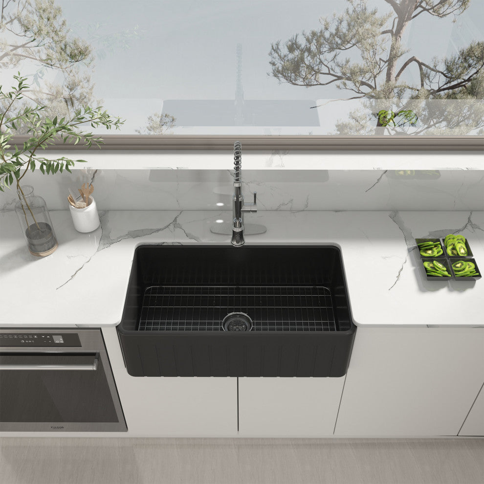 33in Single Bowl Fireclay Farmhouse Apron Kitchen Sink with Grid and Drainer, Matte Black
