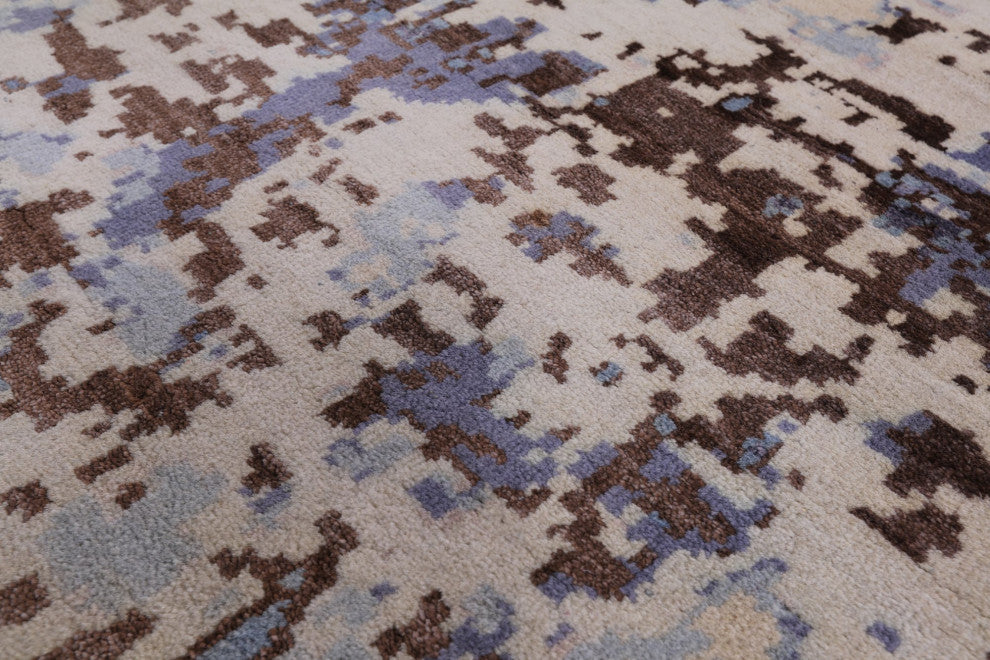 Abstract Handmade Wool and Silk Rug 7' 11" X 10' 1" Q6341