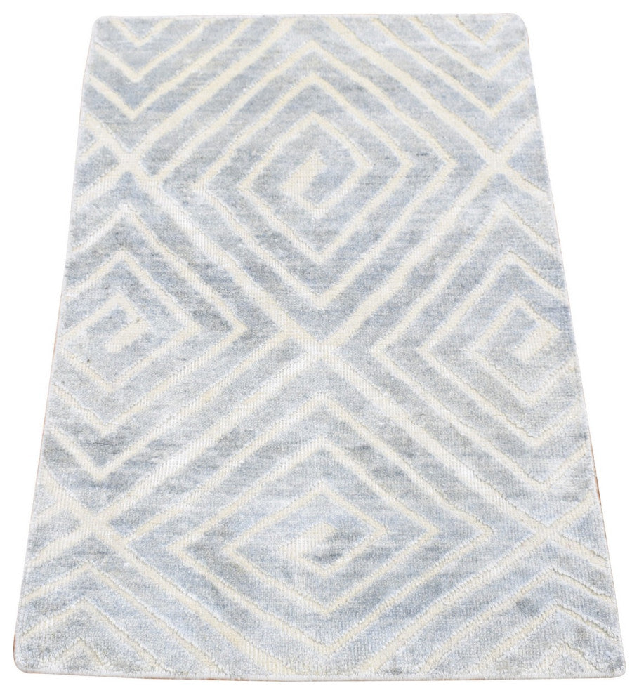 Light Gray Modern Design Silk With Textured Wool Hand Knotted Mat Rug, 2'x3'
