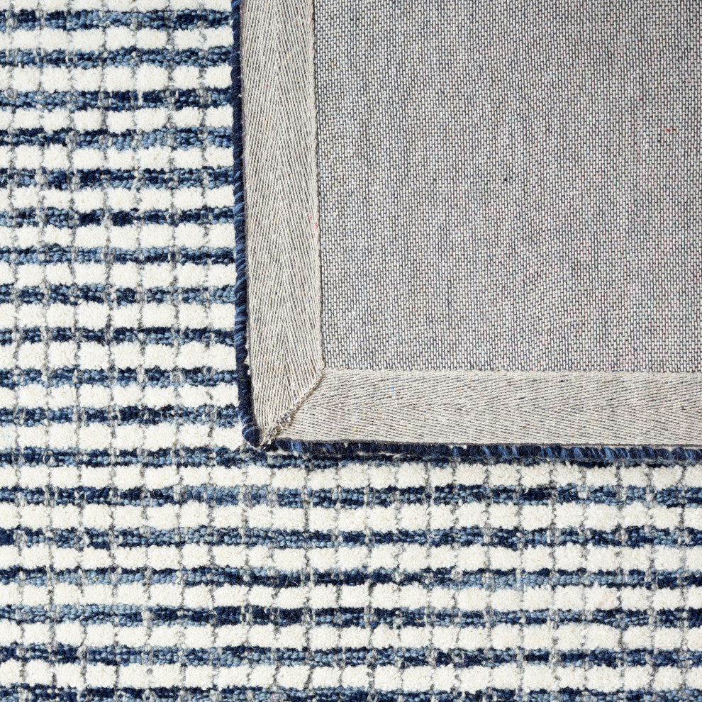 Safavieh Couture Abstract Collection, ABT853 Rug, Blue/Ivory, 4'x6'