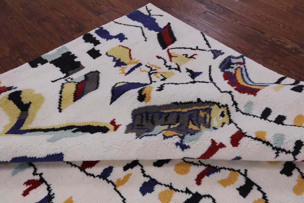8' 0" X 9' 10" Moroccan Handmade Wool Rug Q9276