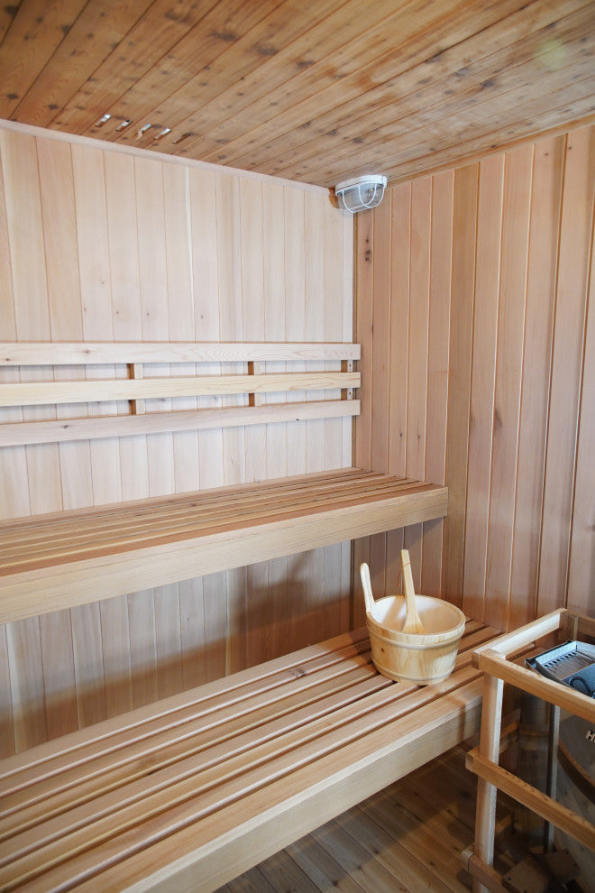 Charleston 4-Person Indoor Traditional Sauna with 6 kW Harvia Heater
