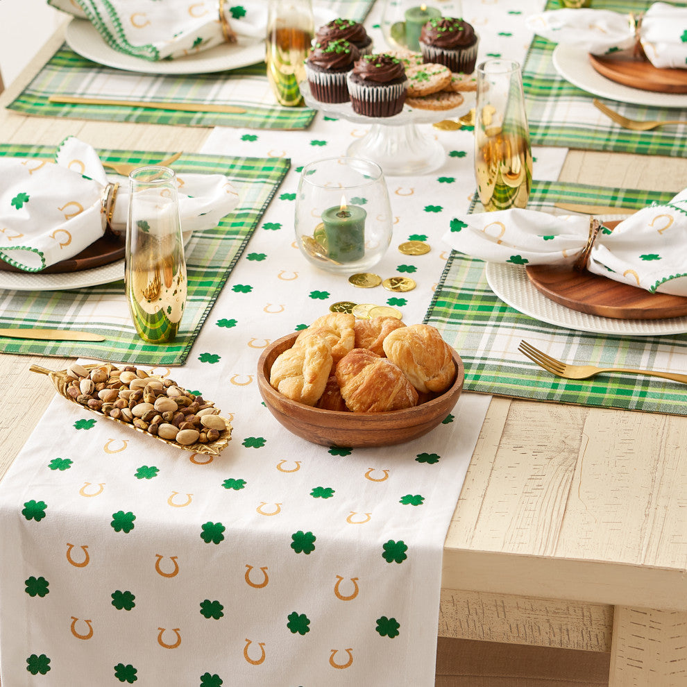 Clover Horseshoe Printed Table Runner 14x72