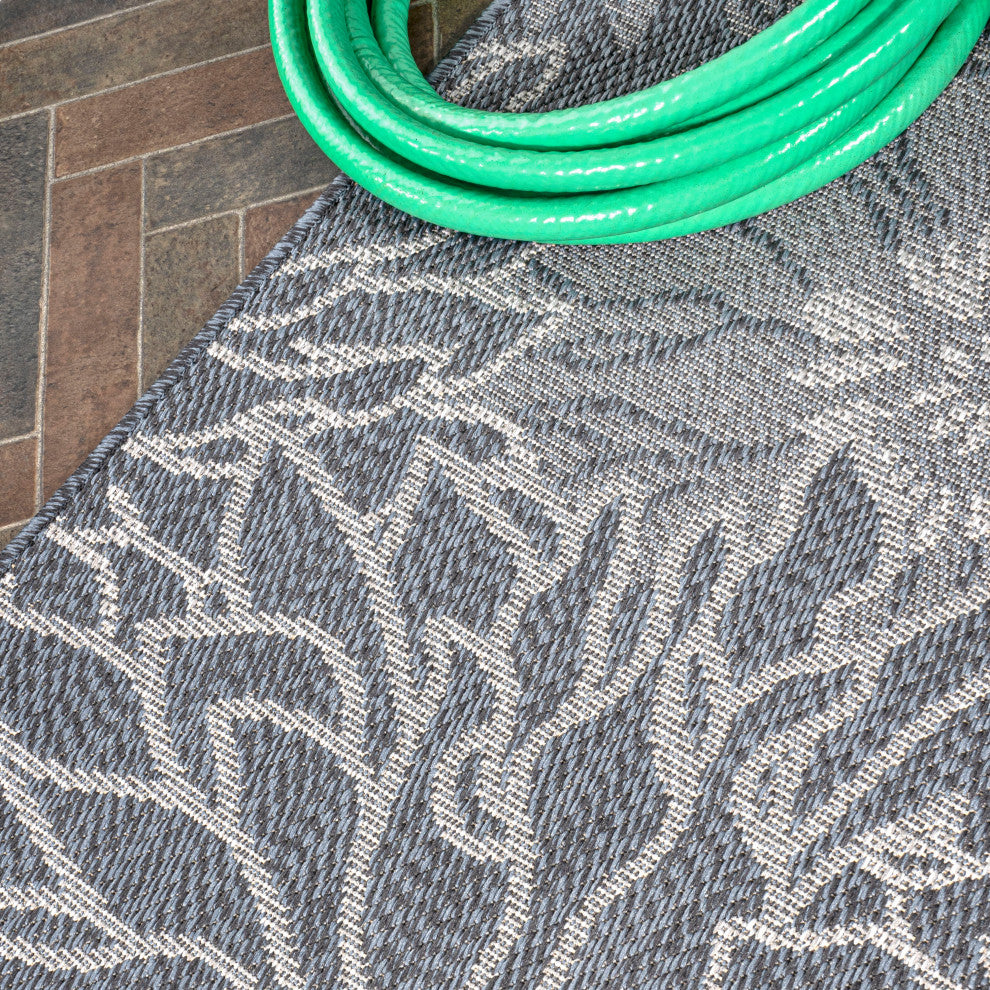 Bahamas Modern All-Over Floral Indoor/Outdoor Area Rug, Navy/Gray, 2x8
