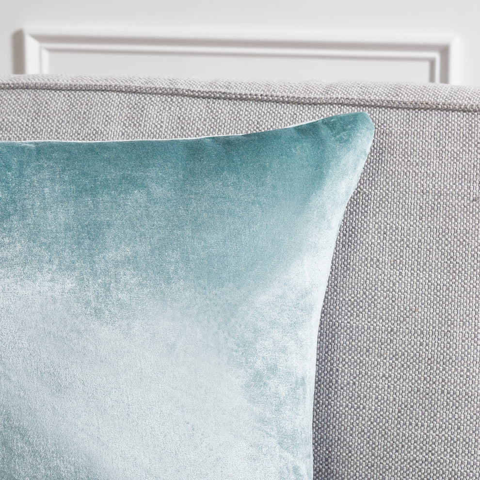 Safavieh Davina Pillow, Aqua