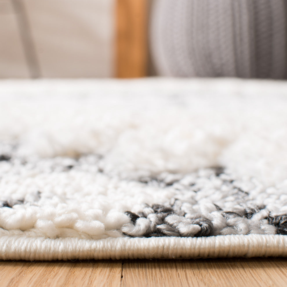 Safavieh Moroccan Tassel Shag MTS652F Rug, Ivory/Grey, 2'3" X 8'