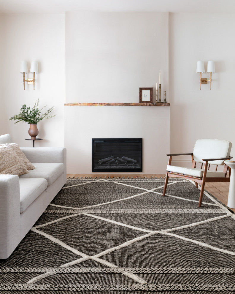 Loloi Iman Beige/ Grey 5'-6" x 8'-6" Area Rug
