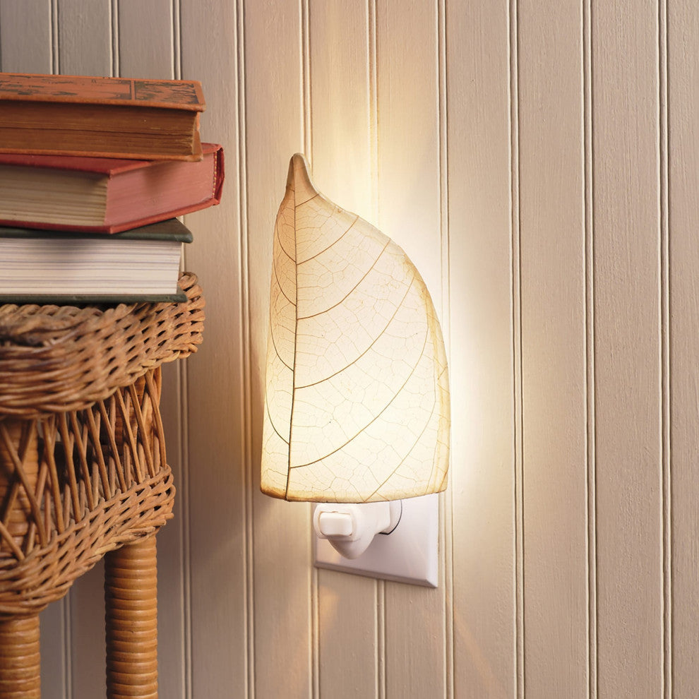 Leaf Nightlight Natural