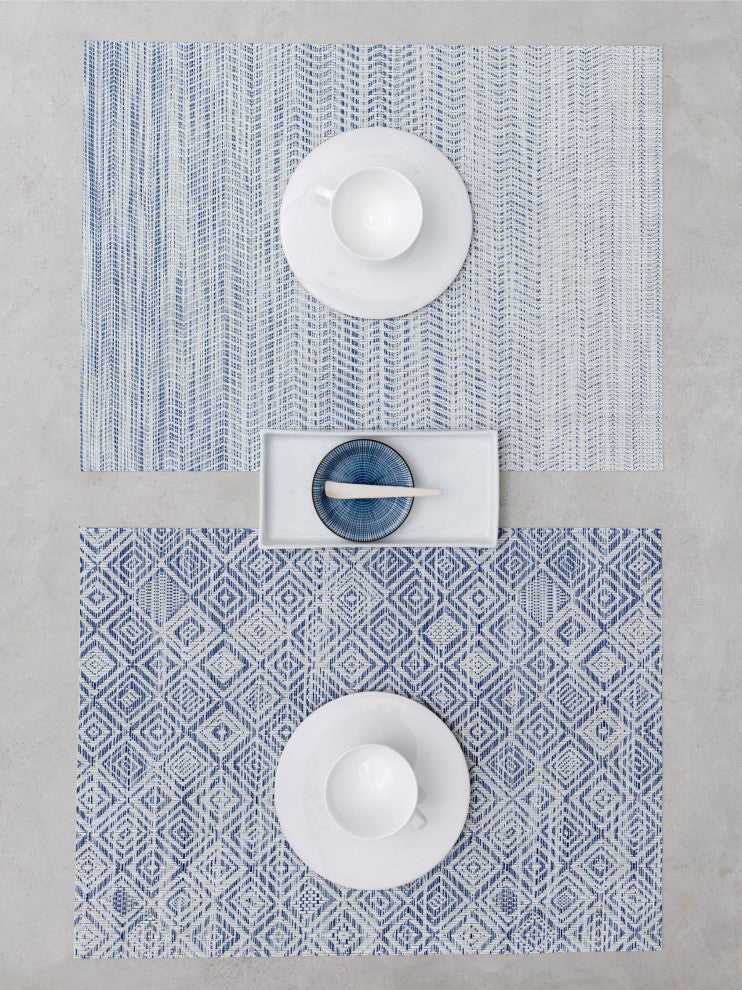 Wave Table Mat 14x19", Blue