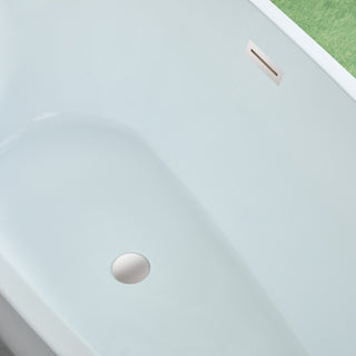 Freestanding Acrylic Bathtub, White/Polished Chrome, 67"