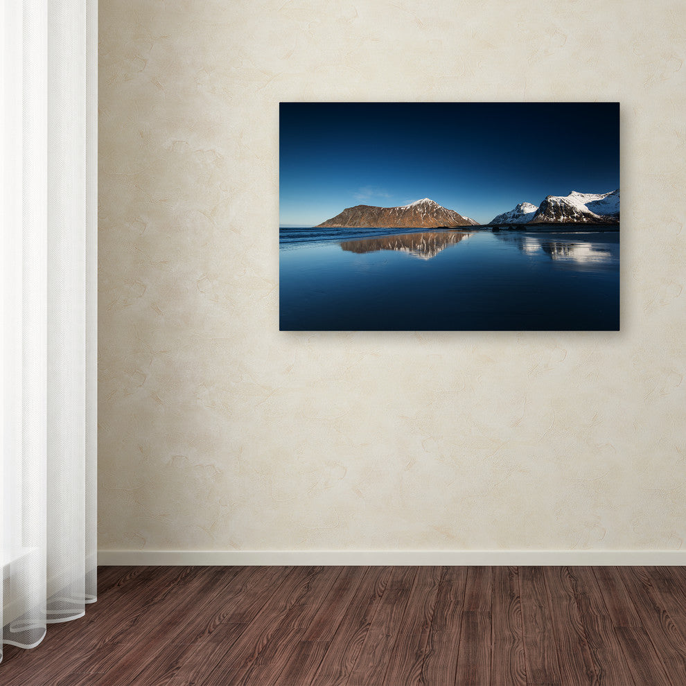 Philippe Sainte-Laudy ''Catch The Next Line'' Canvas Art, 12x19