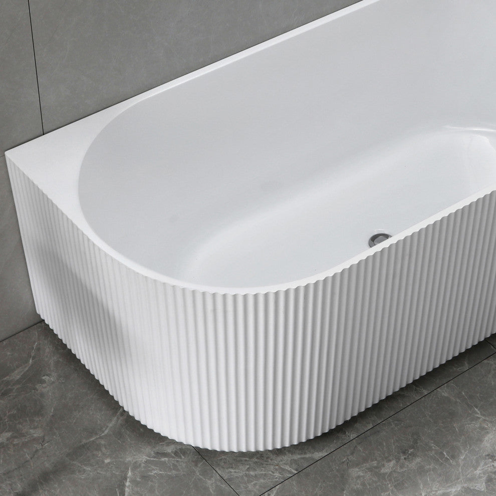 67" Freestanding Acrylic Bathtub in Glossy White