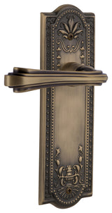 Meadows Plate With Fleur Lever, Antique Brass, Left-Handed