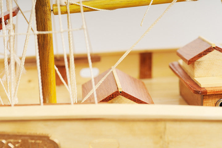 Bluenose II Painted L Wooden model sailing boat
