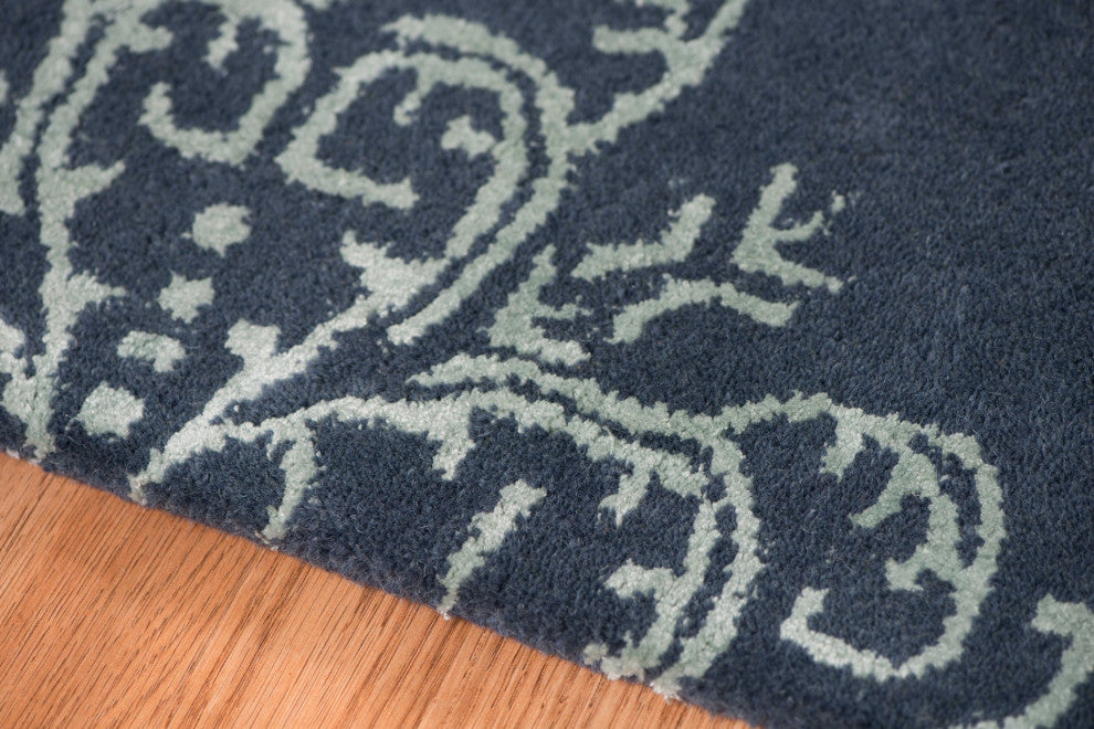 8" X11" X 0.5" Gray Wool Area Rug