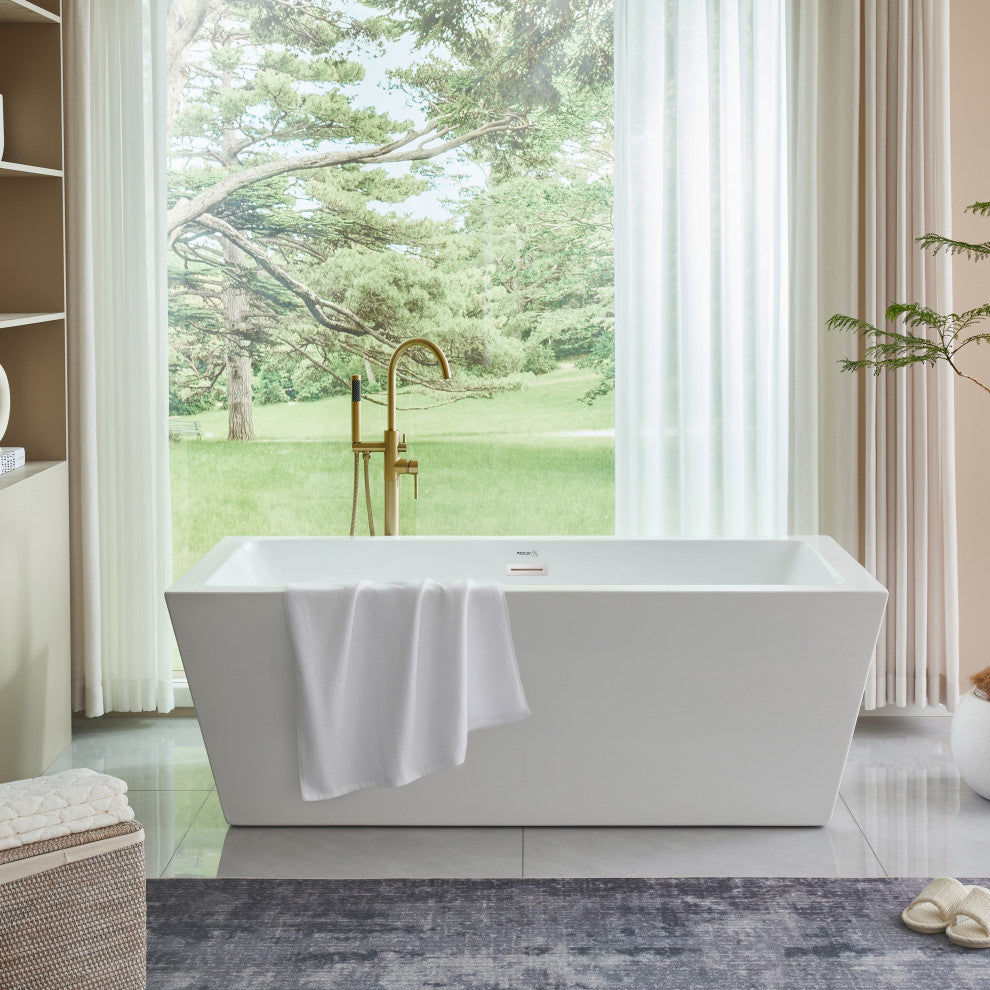 Freestanding Acrylic Bathtub, White/Polished Chrome, L, 67"