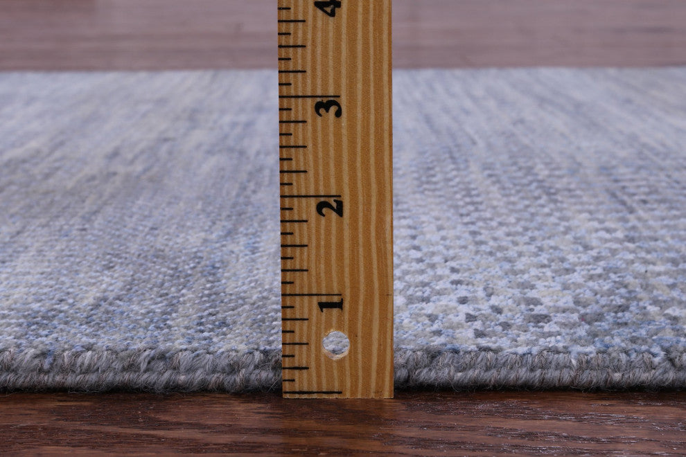 2' 7" X 13' 9" Savannah Grass Handmade Wool and Silk Runner Rug Q11942