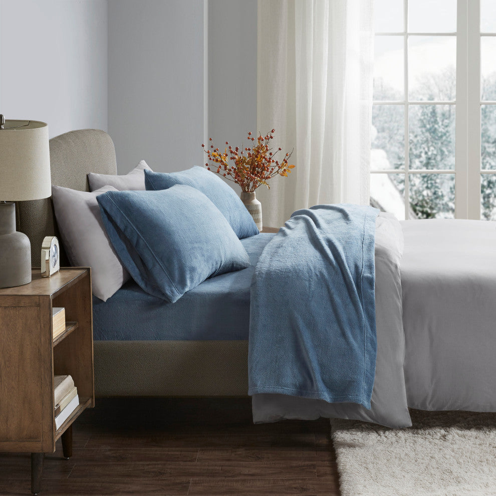 True North by Sleep Philosophy Knitted Plush Sheet Set, Blue, Queen