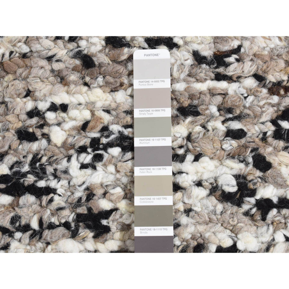 Ivory, 100% Wool, Hand Knotted, Salt and Pepper Design Square Rug, 1'9"x1'9"