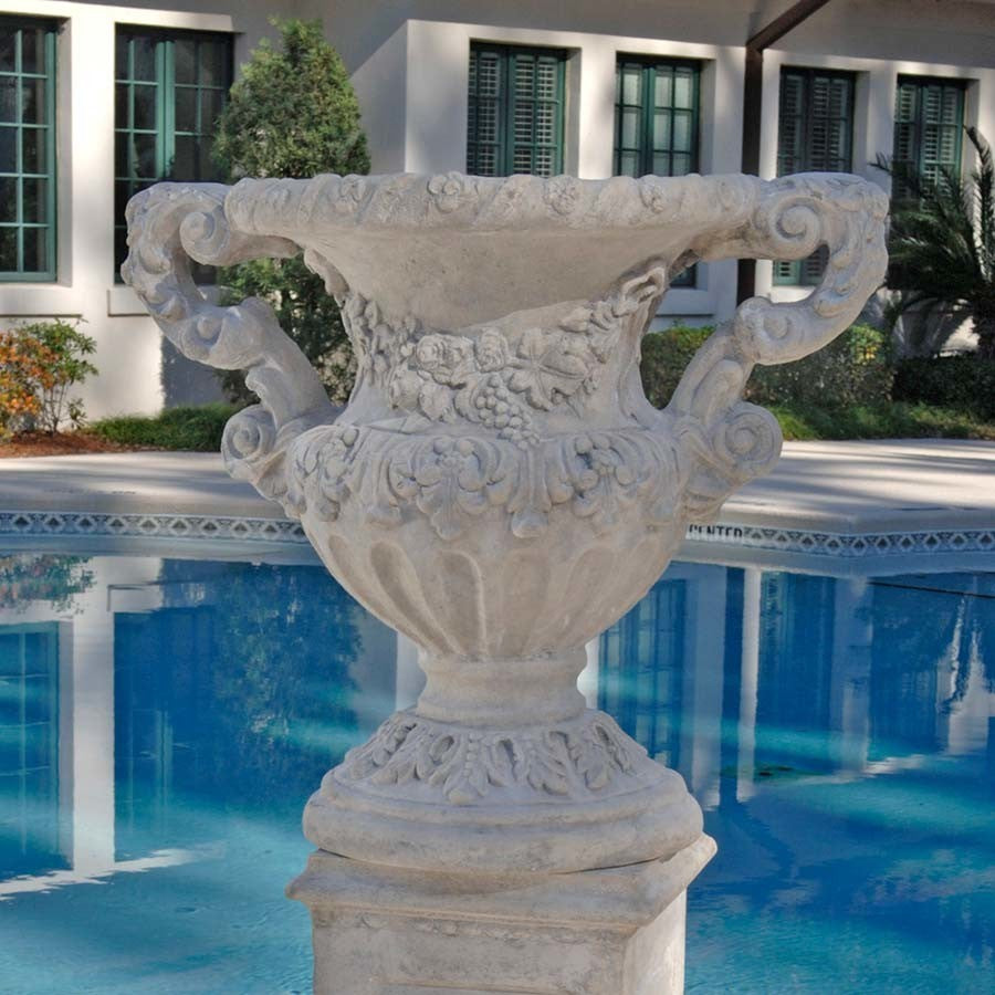 Elysee Palace Garden Vase