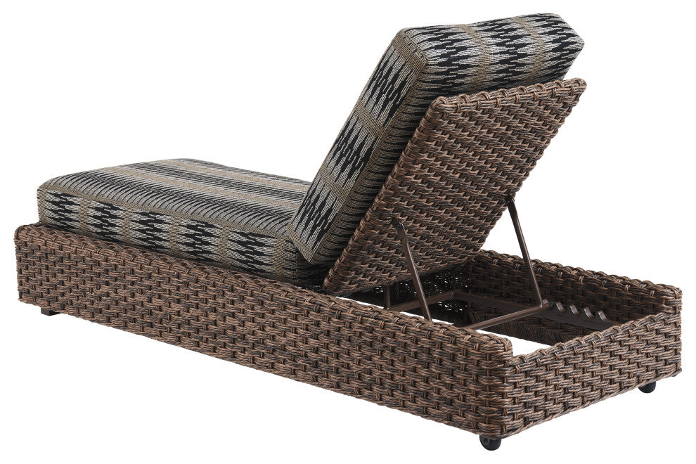 Chaise in Fabric 767171