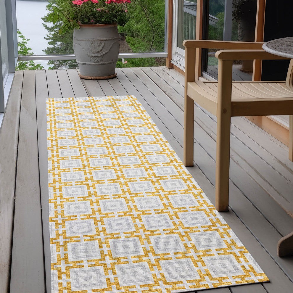 Indoor/Outdoor Marlo MO1 Gold Machine Washable 2'3" x 10' Rug