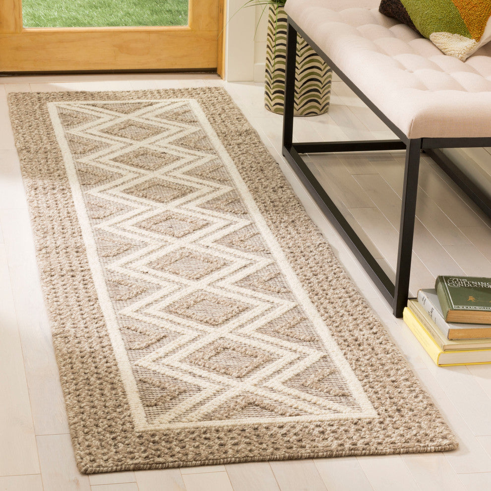 Safavieh Vermont Collection, VRM212 Rug, Beige/Ivory, 2'3"x8'