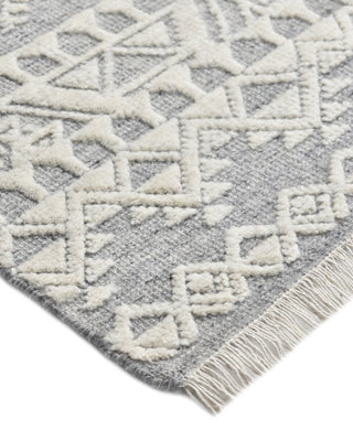 Misha, Handmade Area Rug 5' 0" x 8' 0"