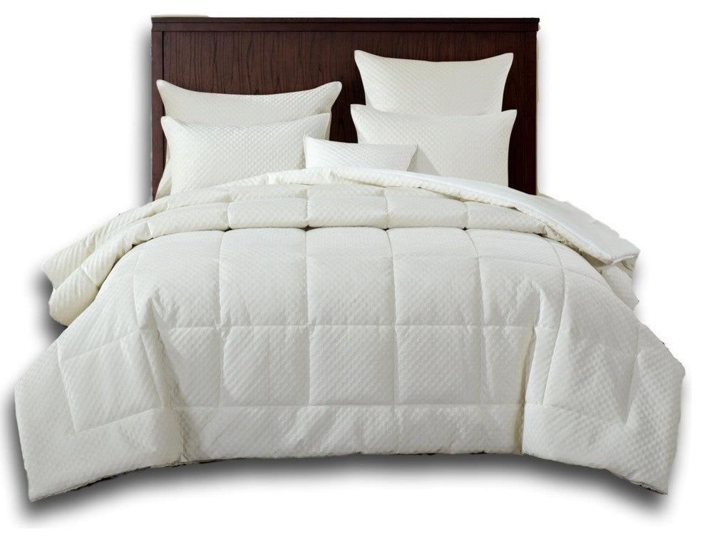 Soft Velvet Eggshell White Warm Plush 3D Pattern Comforter Set Medium Weight, Fu