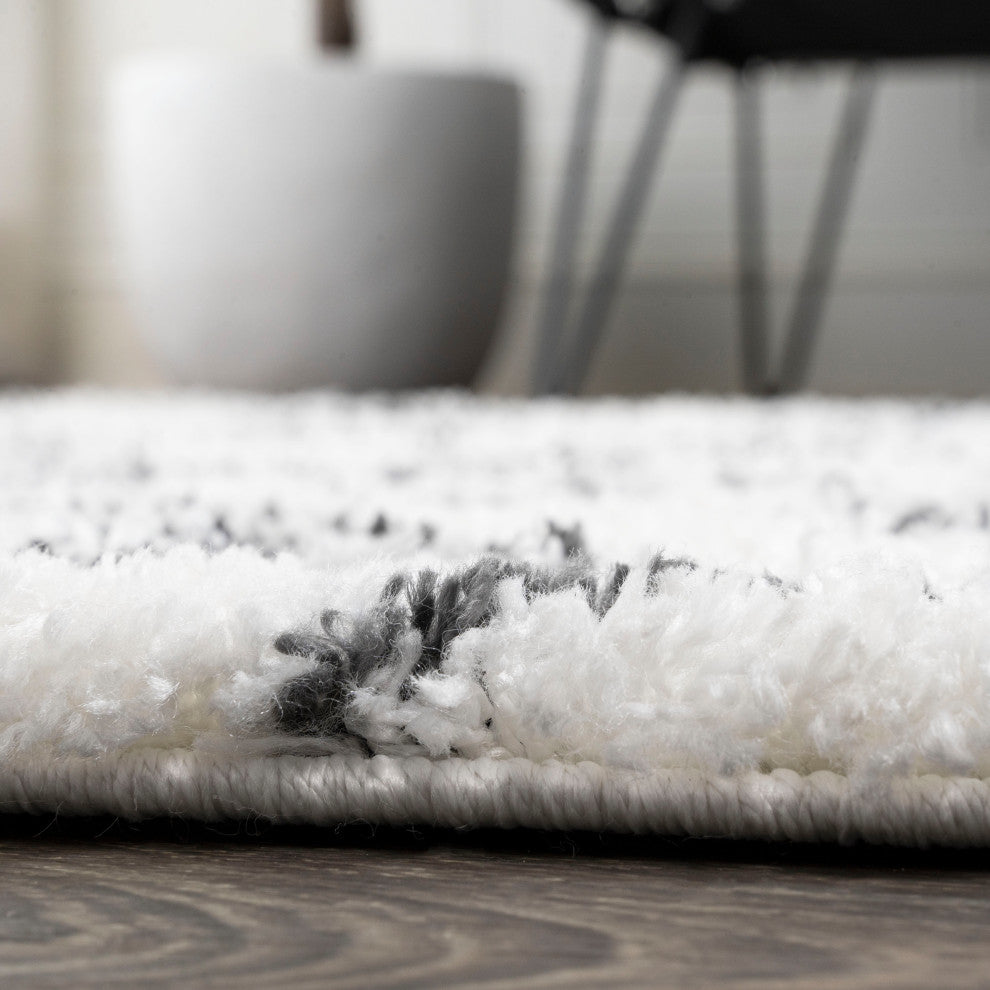 Caimari Moroccan Diamond Shag White/Black 2'x8' Runner Rug