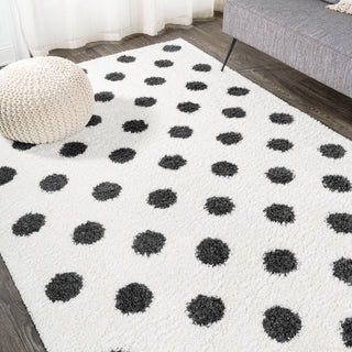 Pere Modern Charcoal Dot Shag, White/Black, 5'x8'