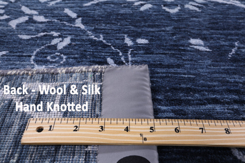 8' 2" X 10' 0" Persian Wool and Silk Hand-Knotted Rug Q6945