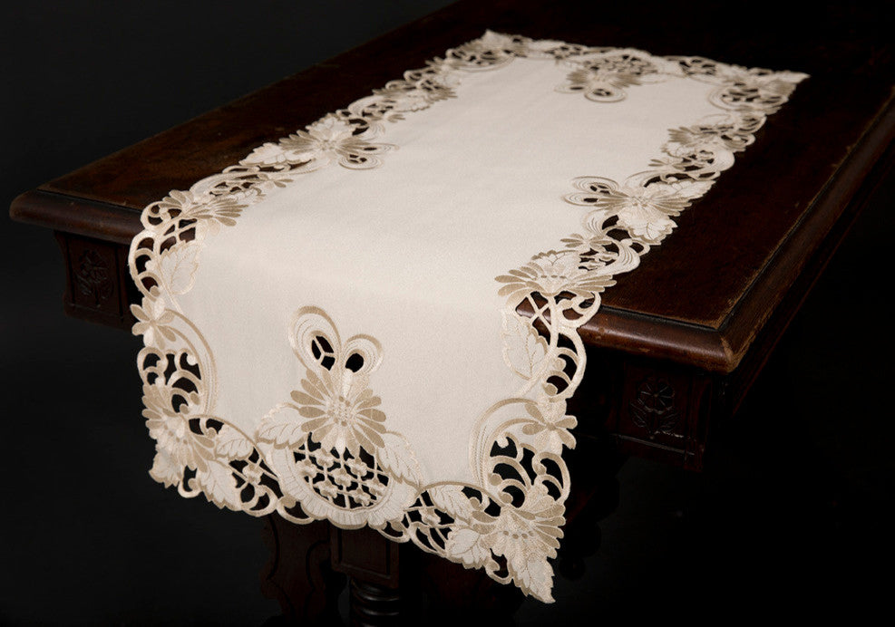 Delicate Daisy Embroidered Cutwork Table Runner, Ivory, 15"x34"