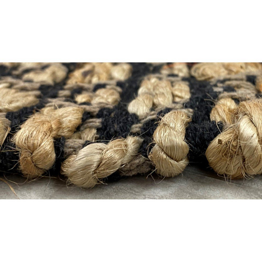 5" x 7" Tan and Black Ornate Geometric Area Rug