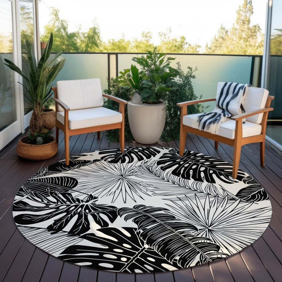 Indoor/Outdoor Tropics TC16 Eclipse Machine Washable 8' x 8' Round Rug